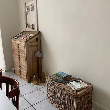 Semesterbostad Burgerwoning Bij *
