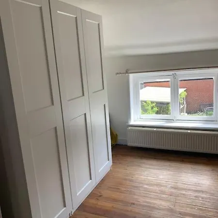 Burgerwoning Bij Semesterbostad *